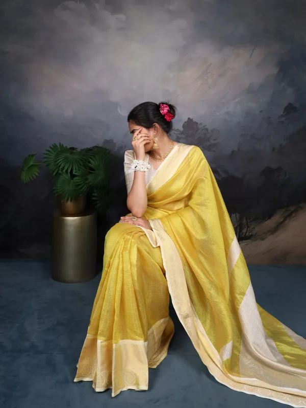 Yellow_Vibrant_Jacquard_Chex_Chiffon_Saree