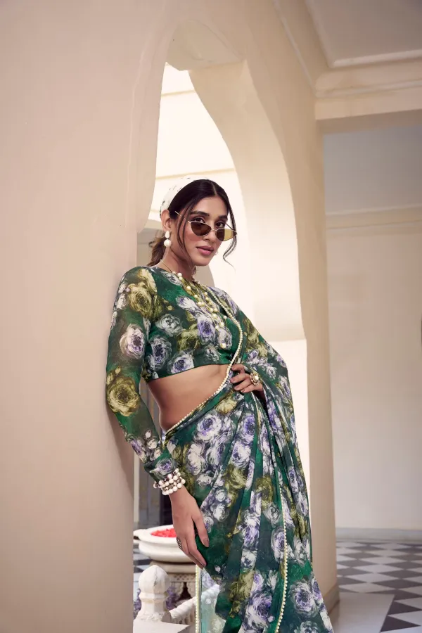 Green_Elegant_Floral_Printed_Chiffon_Saree_For_Women