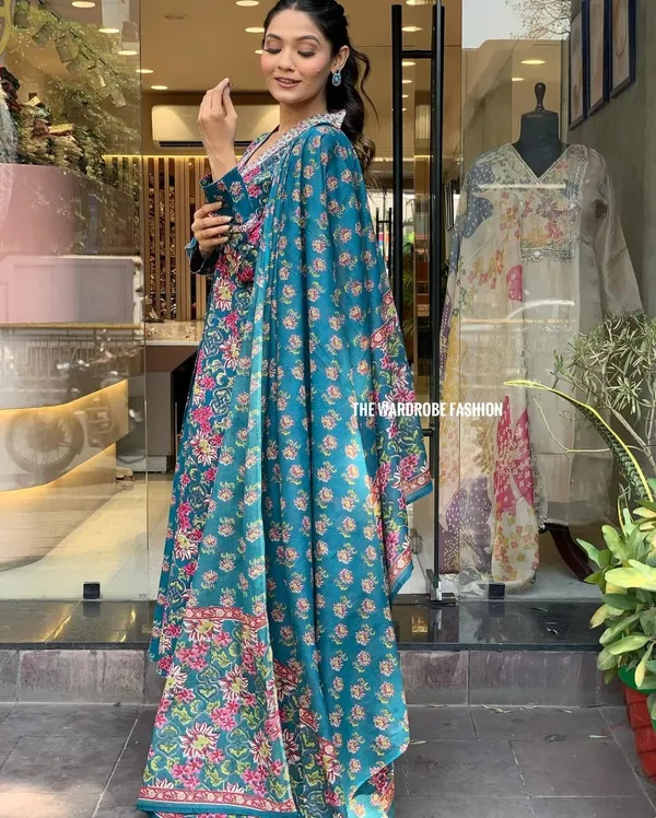 Teal_Blue_Kurta_Pant_Dupatta_Sett