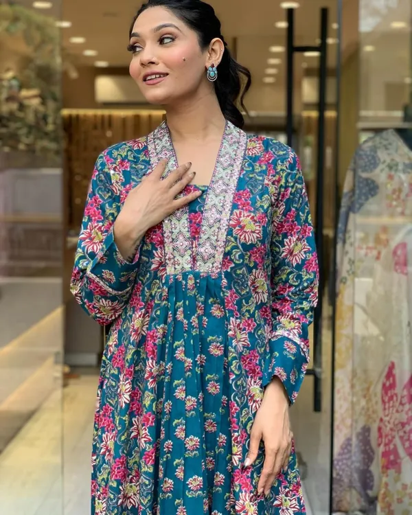 Teal_Blue_Kurta_Pant_Dupatta_Sett