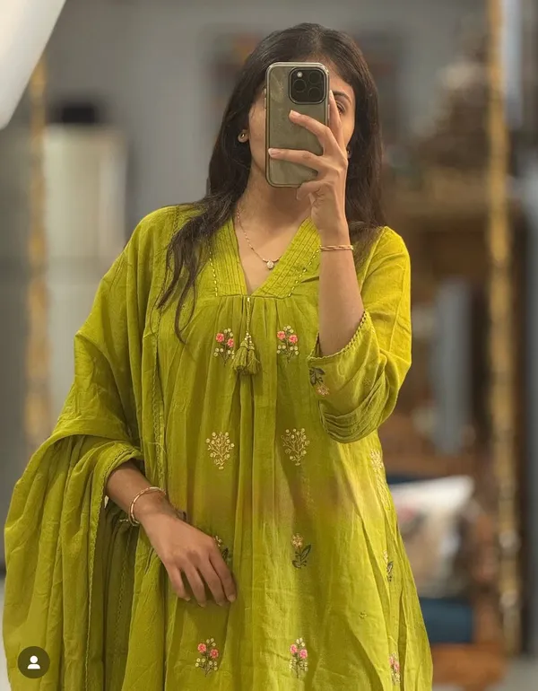 Premium_Green_Embroidered_Kurta_Set_with_Dupatta_for_Women