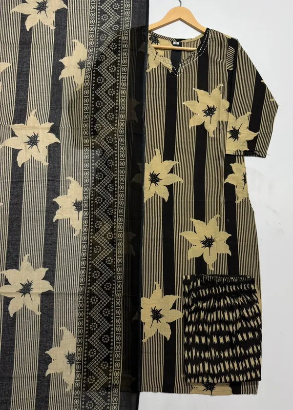 Black_Floral_Printed_Kurta_Pant_Dupatta_Set