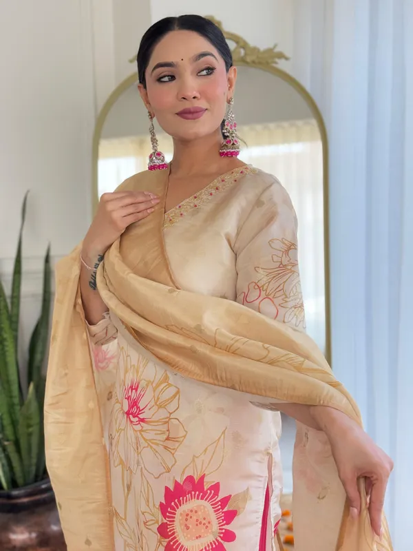 Blush_Bloom_Floral_Cotton_Kurta_Set_with_Dupatta