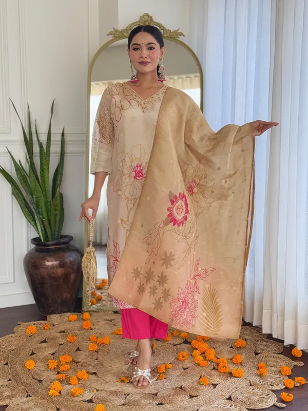 Blush_Bloom_Floral_Cotton_Kurta_Set_with_Dupatta