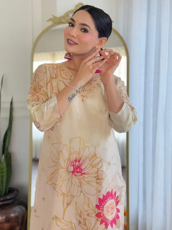 Blush_Bloom_Floral_Cotton_Kurta_Set_with_Dupatta