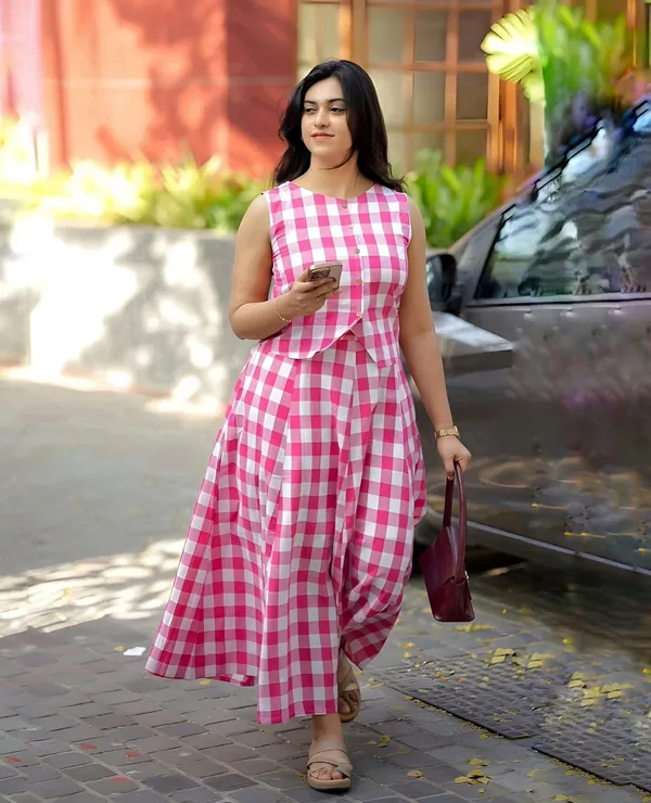 Blush_Checkered_Breeze_Dress_-_Pink