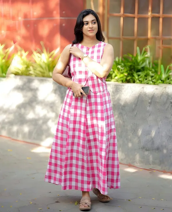 Blush_Checkered_Breeze_Dress_-_Pink