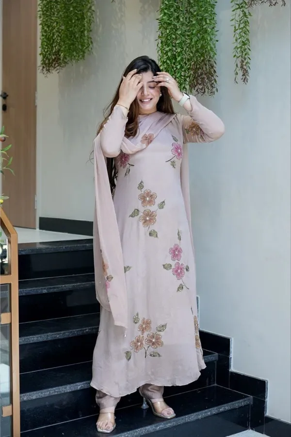 Floral_Embroidered_Light_Pink_Festive_Suit_Set