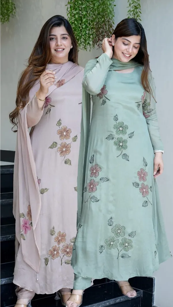 Floral_Embroidered_Light_Pink_Festive_Suit_Set