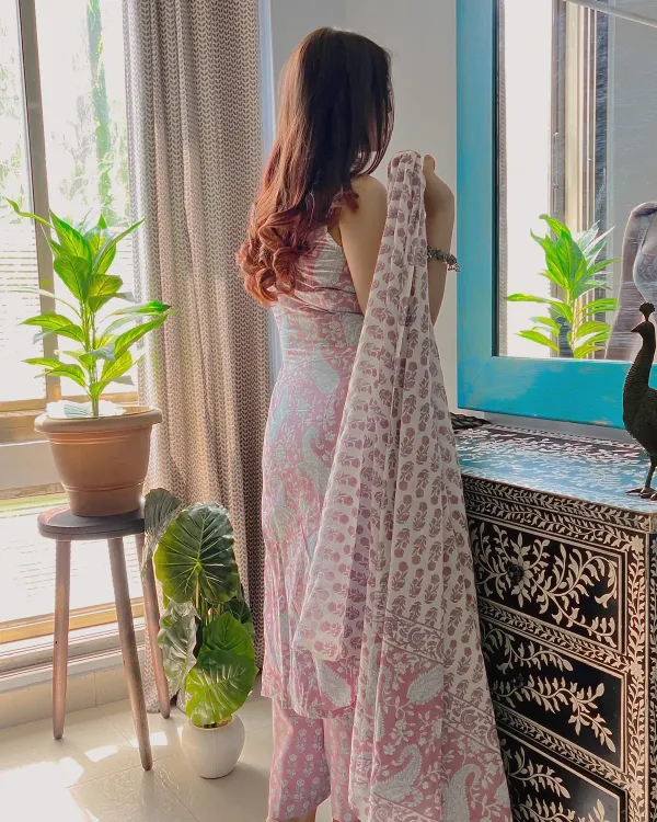 Light_Pink_Printed_Kurta_Palazzo_Set_with_Dupatta