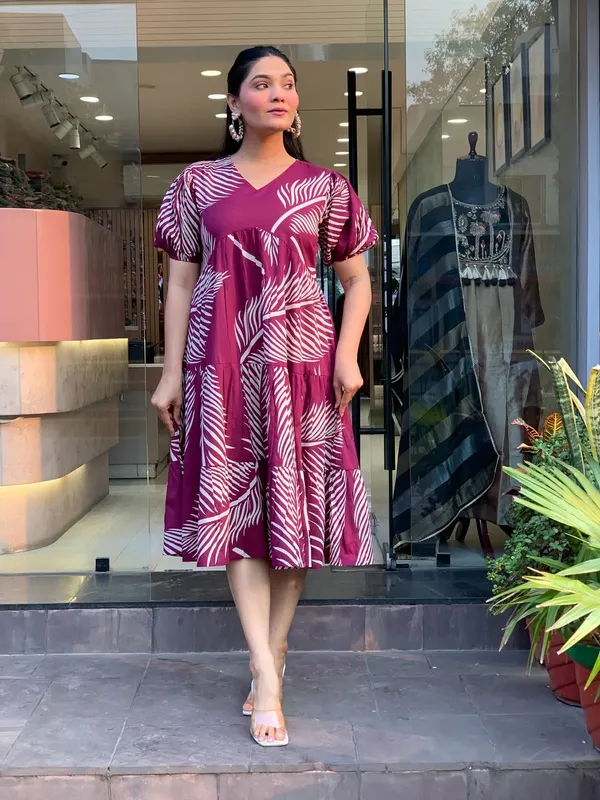 Maroon_Leaf_Print_Flared_Midi_Dress
