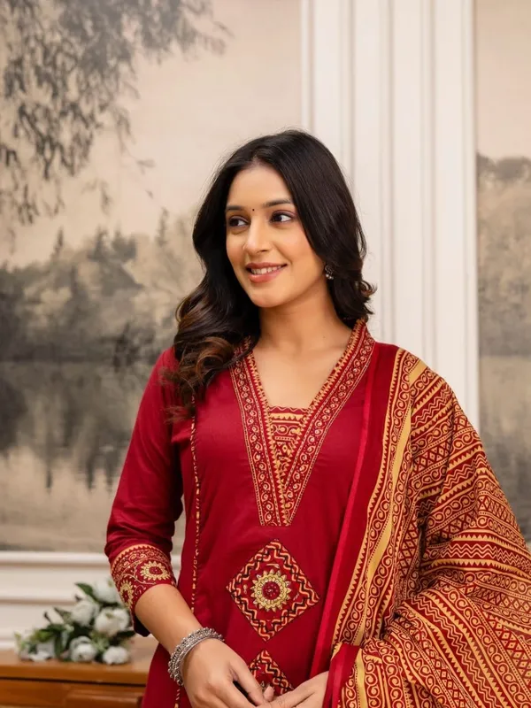 Royal_Maroon_Ethnic_Kurta_Set_with_Printed_Dupatta