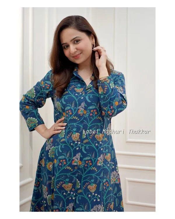 Luxury_Elegant_Blue_Co-Ord_Set_for_Women