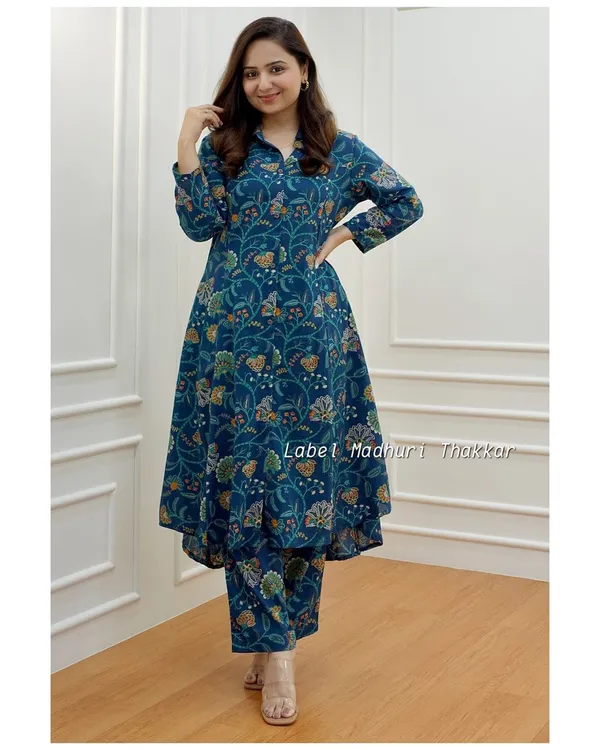 Luxury_Elegant_Blue_Co-Ord_Set_for_Women
