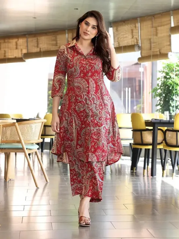 Woman_Red_Printed_Rayon_Kurta_and_Pant_Set