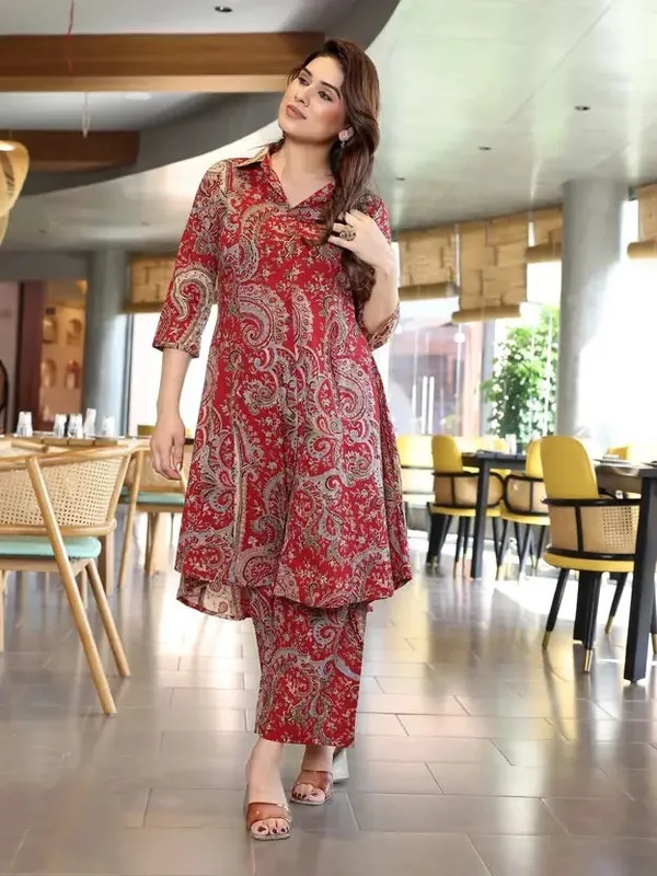 Woman_Red_Printed_Rayon_Kurta_and_Pant_Set