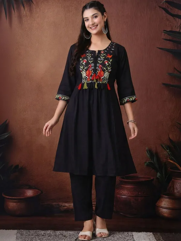 Embroidered_A-Line_Kurta_Set