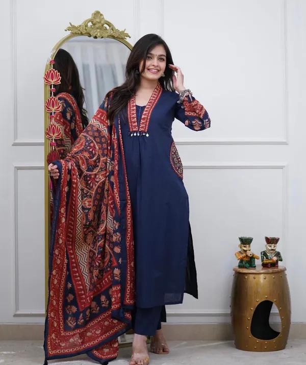 Navy_Cotton_Mirror_Embroidered_Suit_Set