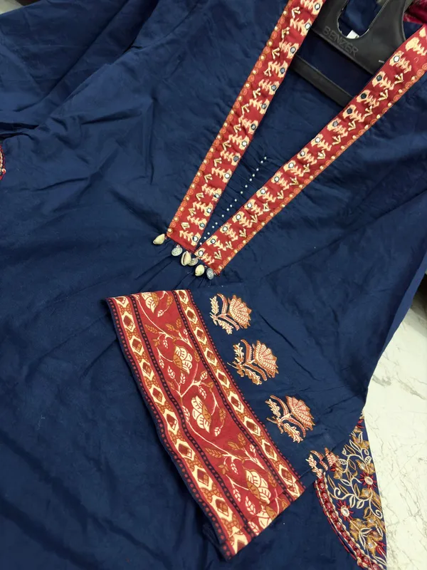 Navy_Cotton_Mirror_Embroidered_Suit_Set