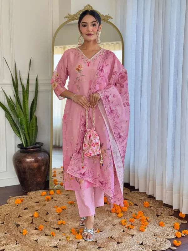Blush_Bloom_Floral_Cotton_Kurta_Set_with_Dupatta