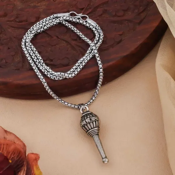 Silver_Metal_Locket_For_Men_&_Women