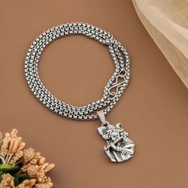 Silver_Metal_Locket_For_Men_&_Women