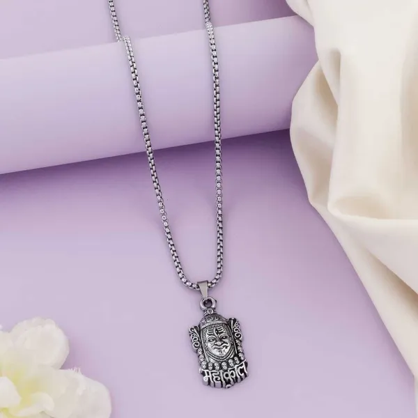 Silver_Metal_Locket_For_Men_&_Women
