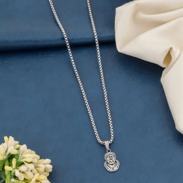 Silver_Metal_Locket_For_Men_&_Women