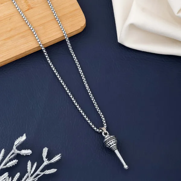 Silver_Metal_Pendant_For_Men_&_Women