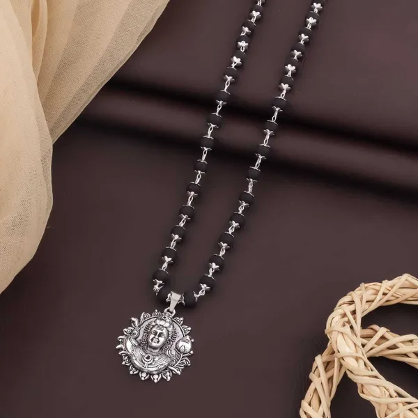 Silver_&_Black_Alloy_Pendant_Set_For_Men_&_Women