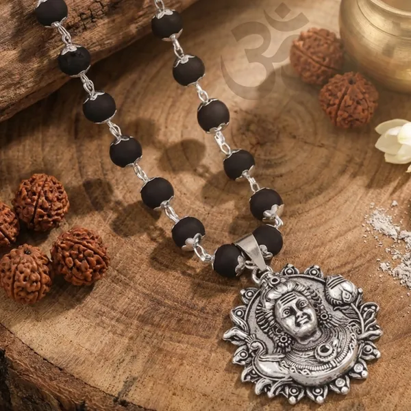 Lord_Murugan_Karungali_Mala_with_Silver_Pendant_for_Men_&_Women_|_Spiritual_Silver_Alloy_Pendant_Set_|