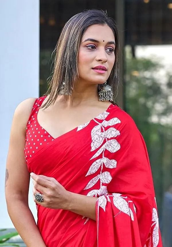 Brinda_Pure_Cotton_Printed_Saree_–_Royal_Red_&_Ivory_Leaf_Design