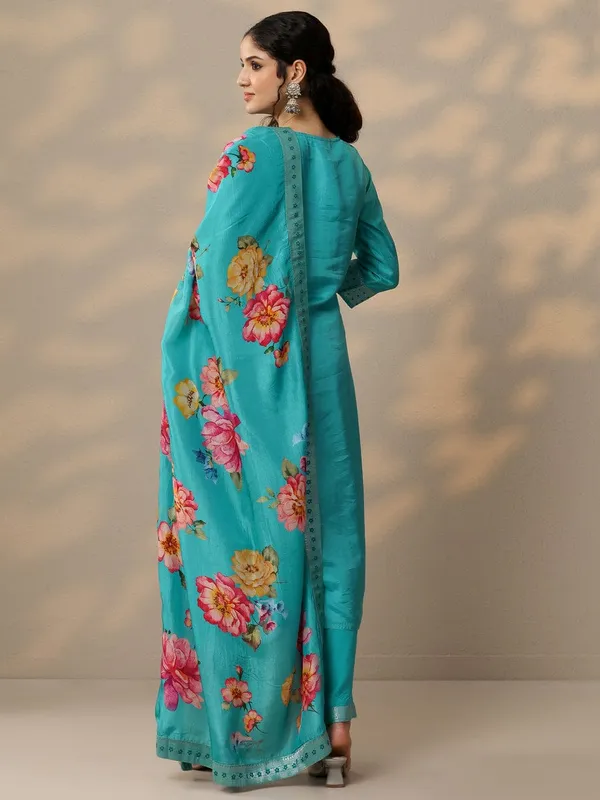 Classic_Teal_Kurta_Pant_With_Floral_Printed_Dupatta