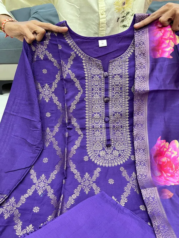 Purple_Jacquard_Suit_Set_with_Floral_Digital_Print_Dupatta