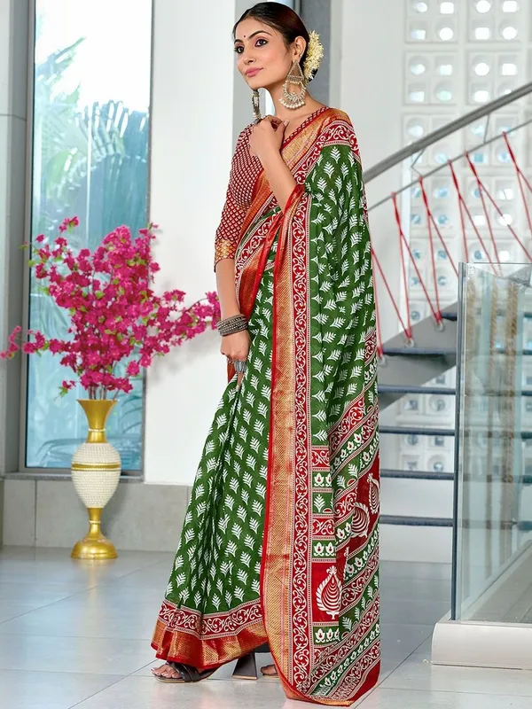 Rajnidhi_Pure_Cotton_Saree_–_Heritage_Green_with_Red_Temple_Border