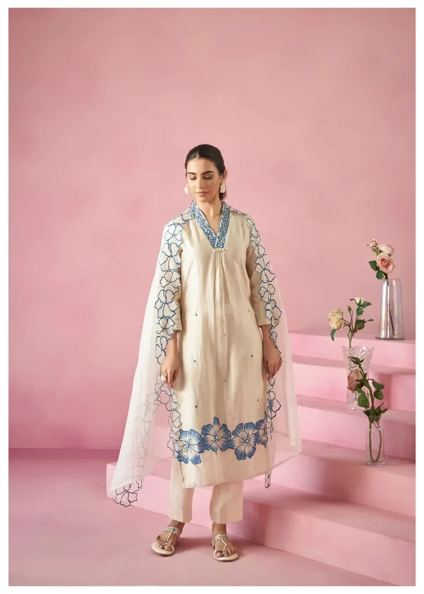 Shwet_Neel_Floral_Grace_Set