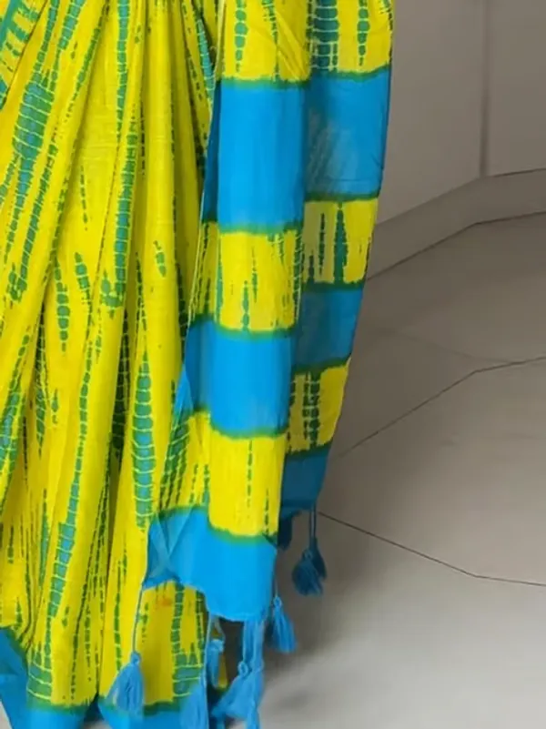 Vasudha_Pure_Cotton_Saree_–_Elegant_Teal_Blue_with_Ethnic_Border