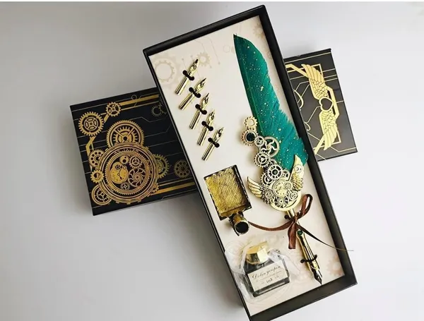 Multicolor_Quill_Feather_Pen_And_Ink_Set