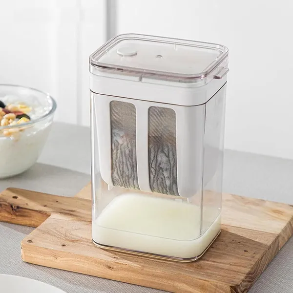 Multicolor_Greek-Style_Yogurt_&_Curd_Strainer