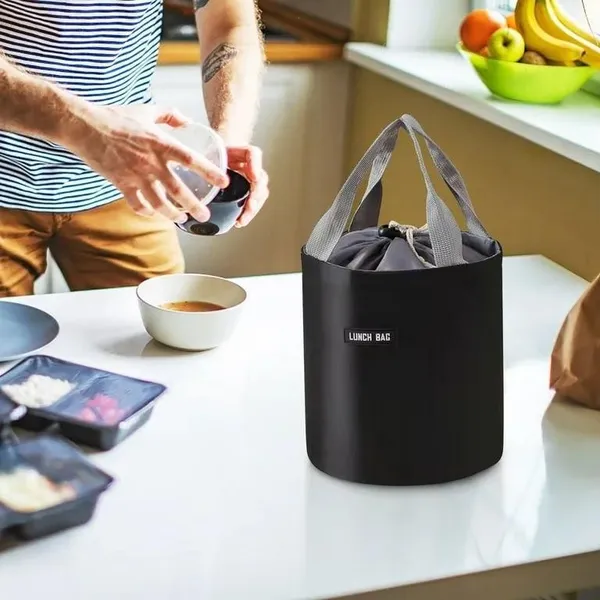 Multicolor_Cylindrical_Insulated_Lunch_Bag