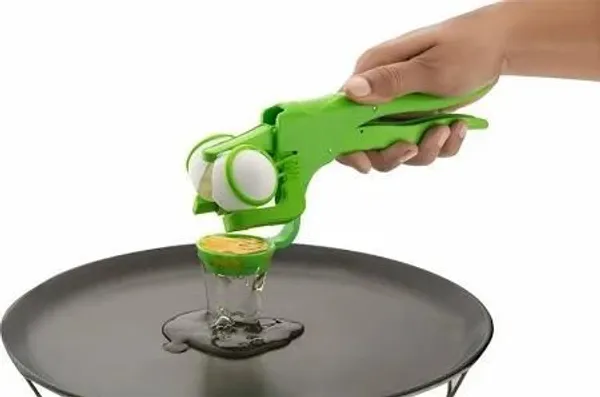Multicolor_Plastic_Handheld_Egg_Cracker_With_Separator