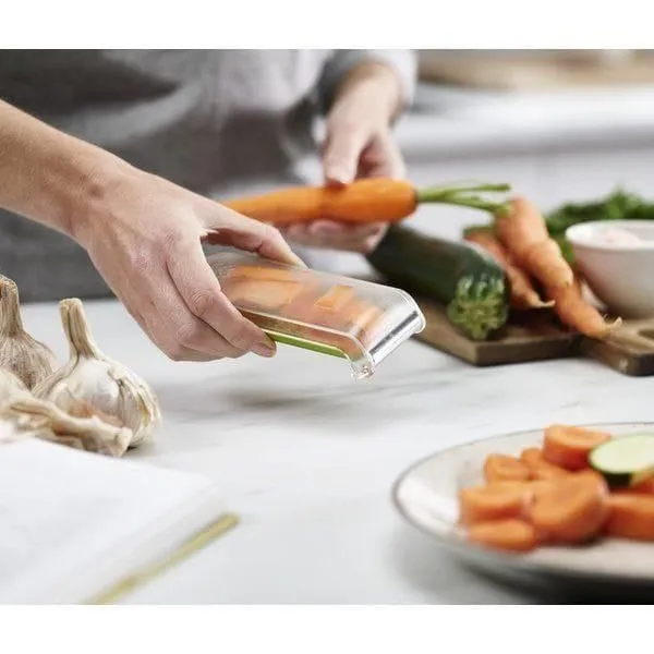 Multicolor_Square_Storage_Fruit_And_Vegetable_Peeler