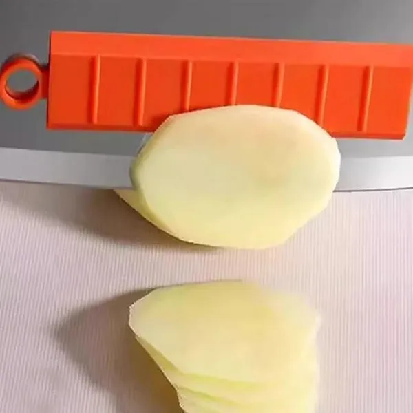 Multicolor_Silicone_Magnetic_Vegetable_Cutter_(Pack_Of_2)