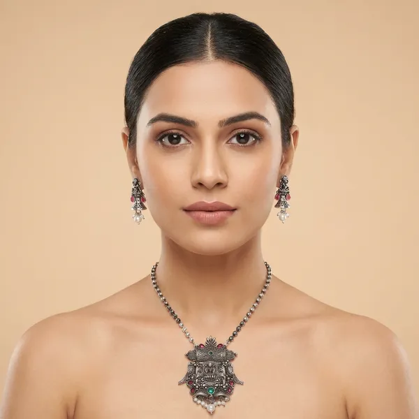 Oxidized_Silver-Tone_Temple_Necklace_Set_with_Red_&_Green_Stones
