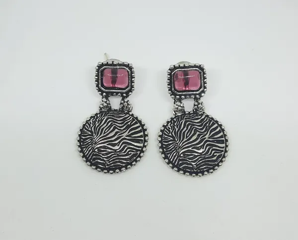 Oxidized_Silver_Disc_Earrings_with_Pink_Stones_&_Textured_Detail