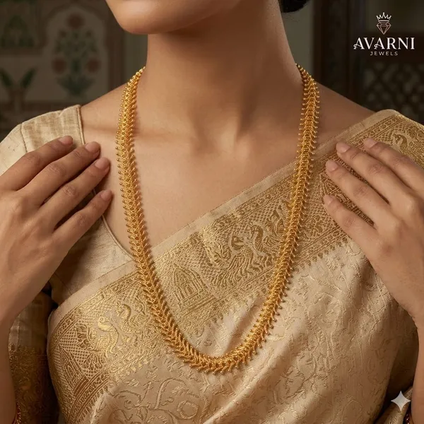 Avarni_Jewels_Intricate_Textured_Long_Chain_Necklace