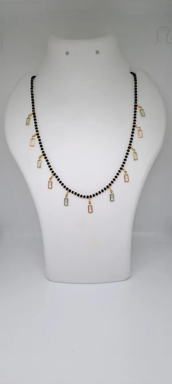 Avarni_Jewels_Geometric_Quad_Charm_Modern_Mangalsutra