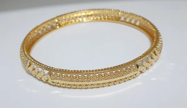 Avarni_Jewels_Traditional_Filigree_Lattice_Bangle_Set_of_4