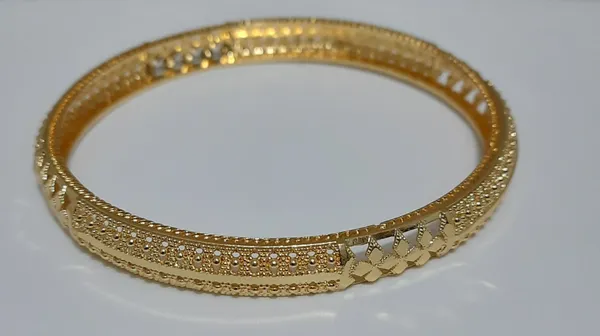 Avarni_Jewels_Traditional_Filigree_Lattice_Bangle_Set_of_4