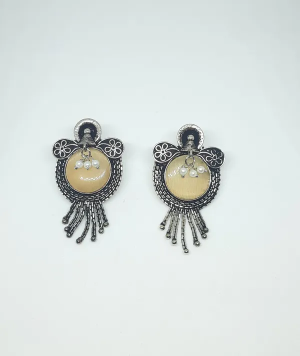 Oxidized_Silver_Round_Earrings_with_Cream_Stone_&_Tassel_Drops
